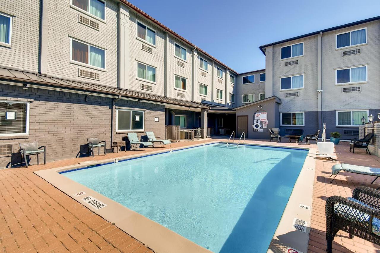 Orangewood Inn And Suites Midtown Austin Bagian luar foto