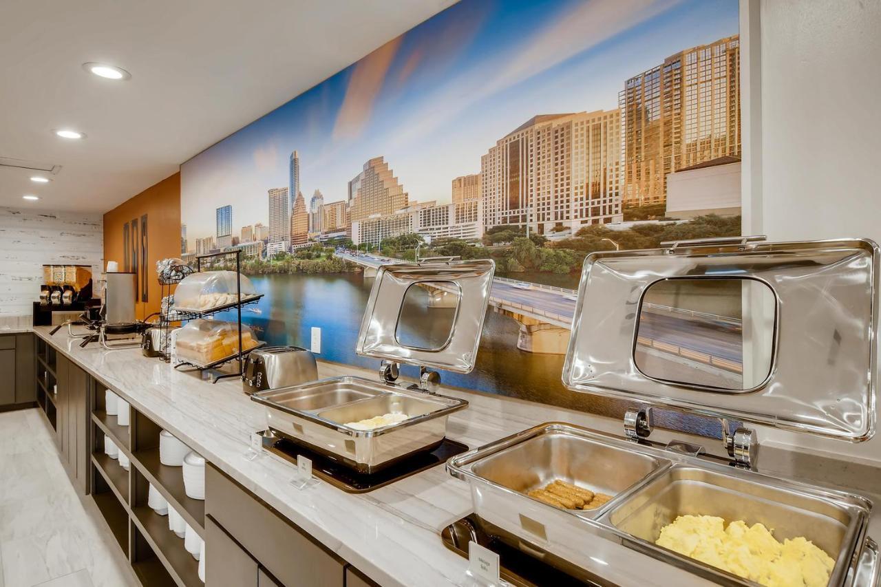 Orangewood Inn And Suites Midtown Austin Bagian luar foto