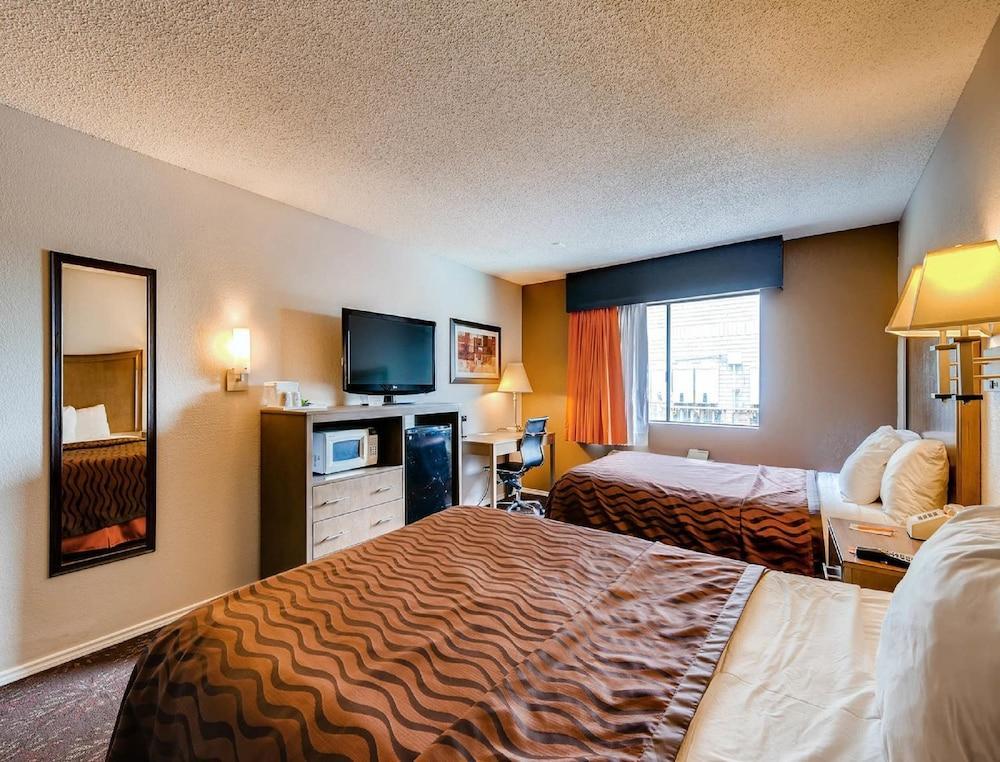 Orangewood Inn And Suites Midtown Austin Bagian luar foto