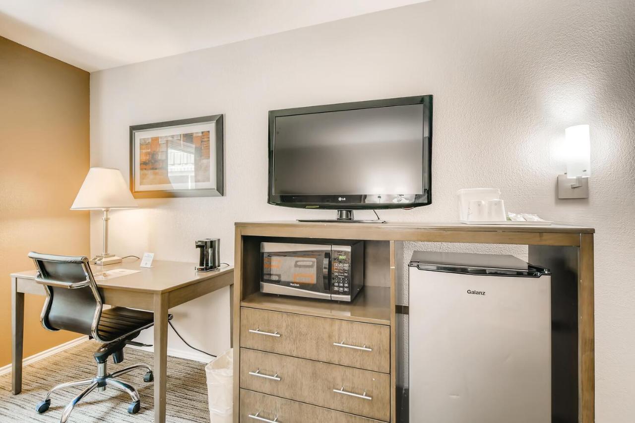 Orangewood Inn And Suites Midtown Austin Bagian luar foto