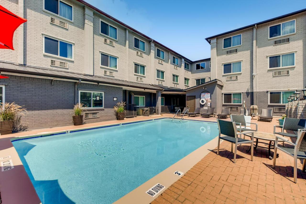 Orangewood Inn And Suites Midtown Austin Bagian luar foto