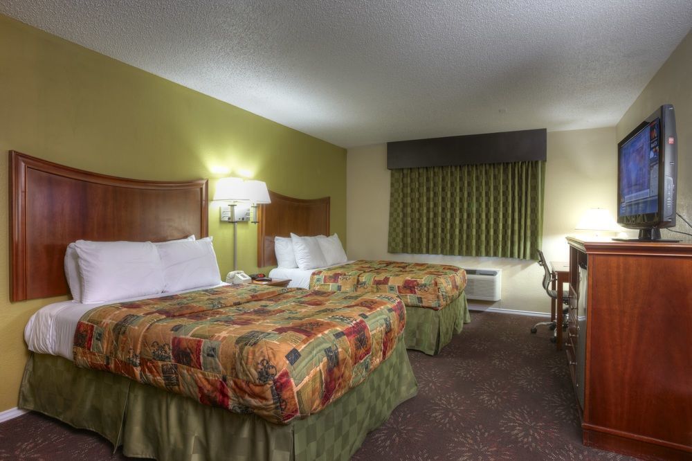 Orangewood Inn And Suites Midtown Austin Bagian luar foto