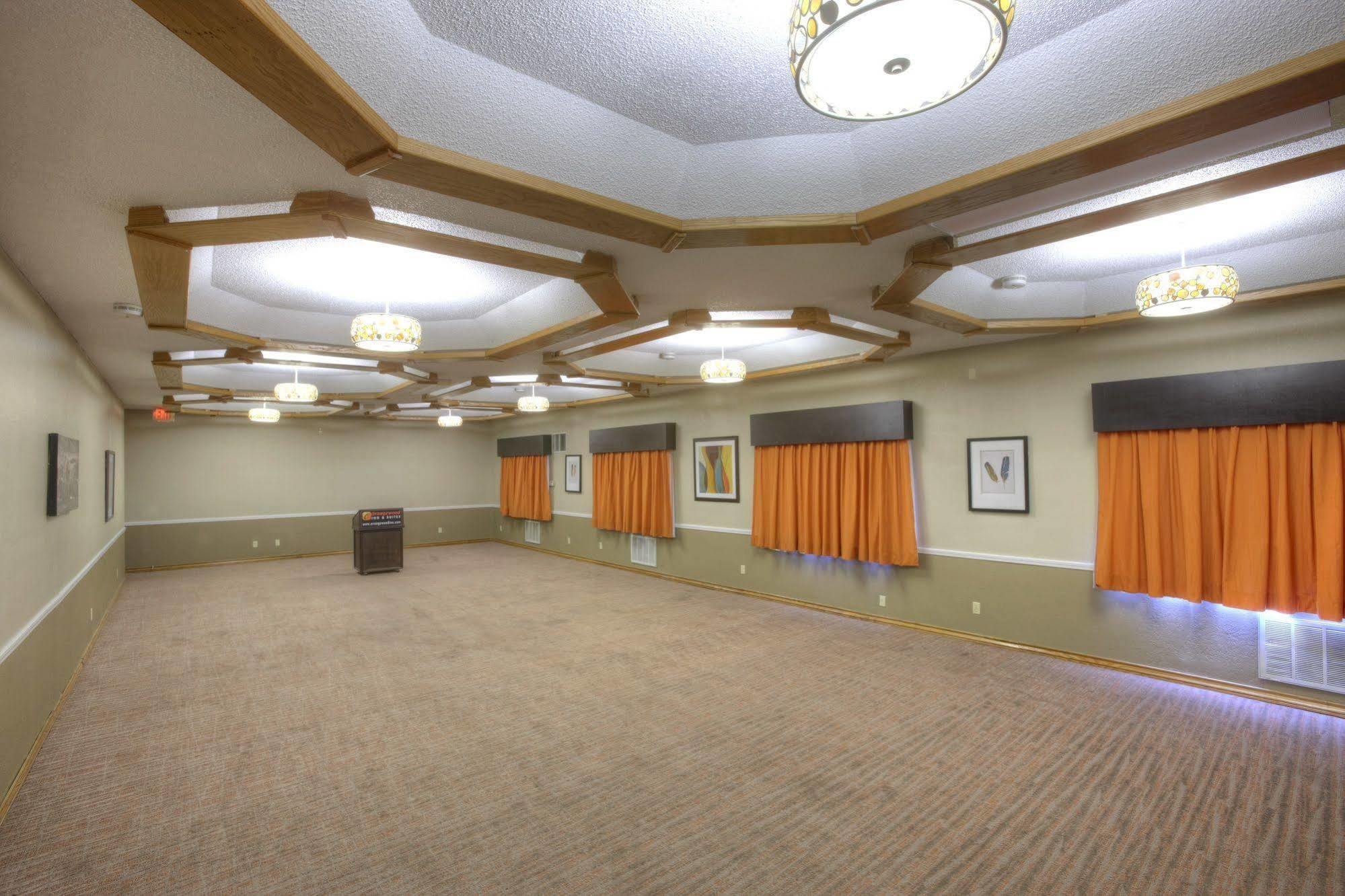 Orangewood Inn And Suites Midtown Austin Bagian luar foto